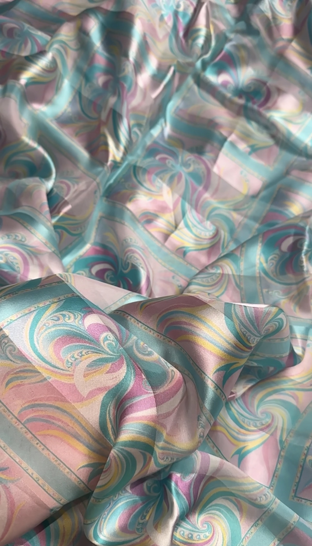 Silk Malehfa